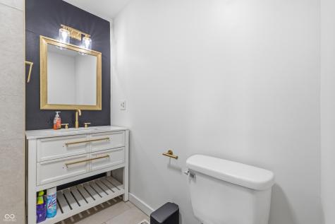 5262 E 200 N Franklin IN 46131