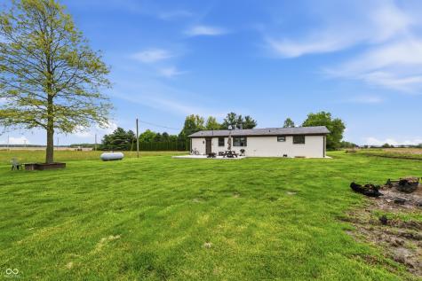 5262 E 200 N Franklin IN 46131