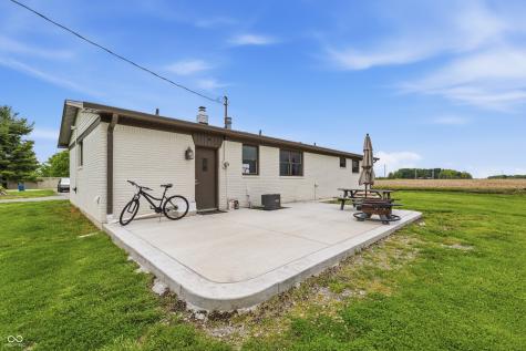 5262 E 200 N Franklin IN 46131