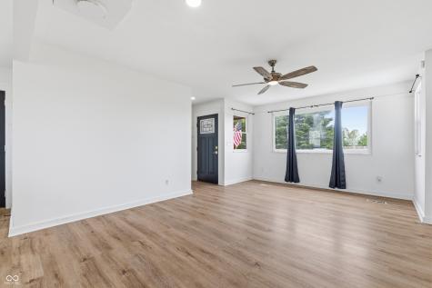 5262 E 200 N Franklin IN 46131