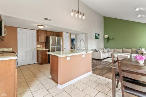 11063 Sanabria Drive Indianapolis IN 46235
