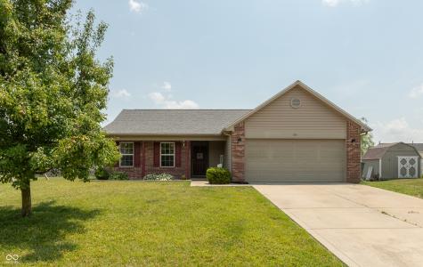 1011 Arabian Way Bargersville IN 46106