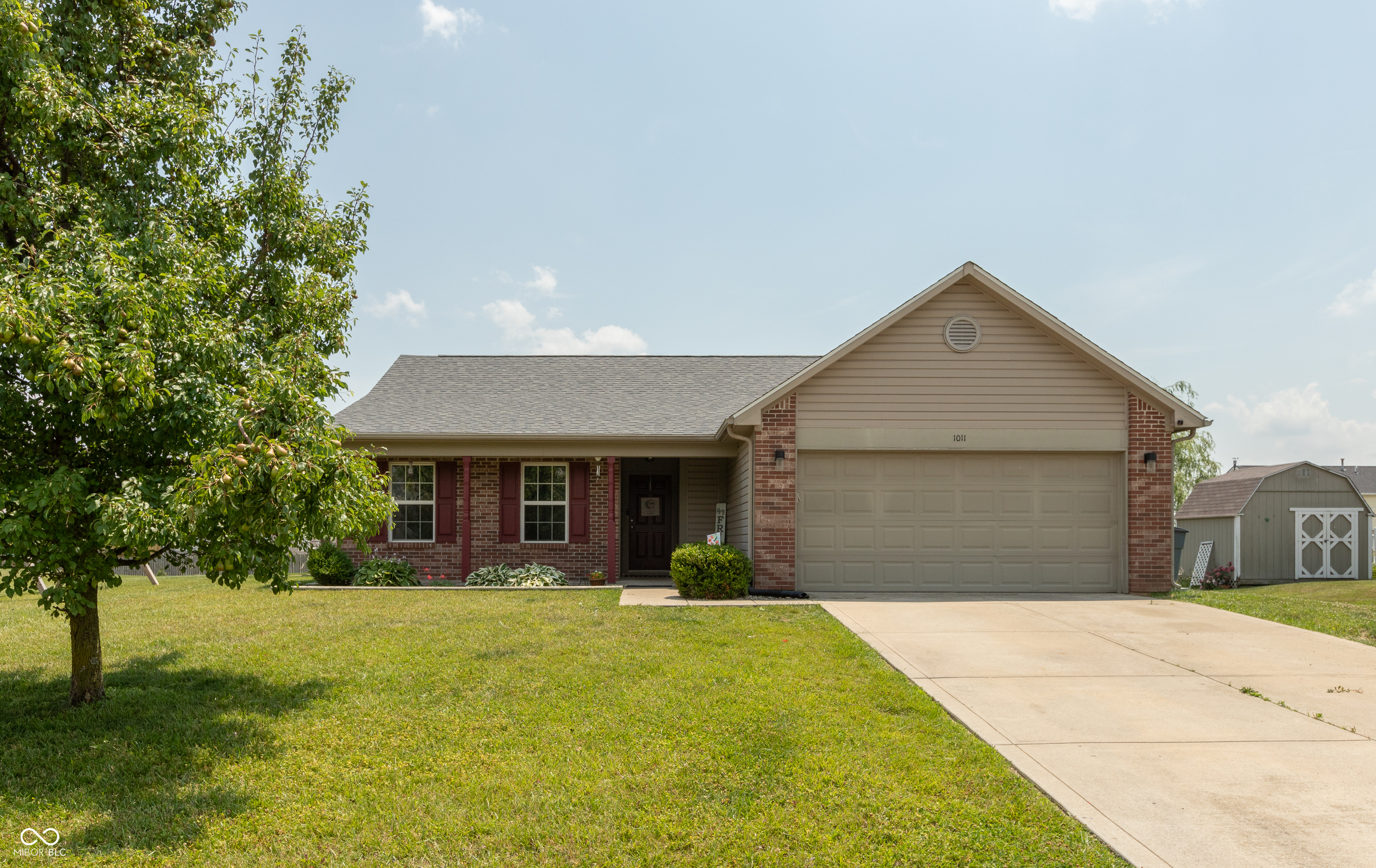 1011 Arabian Way Bargersville IN 46106