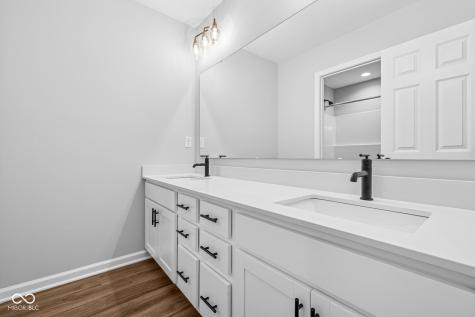 4274 Ironclad Drive Bargersville IN 46106