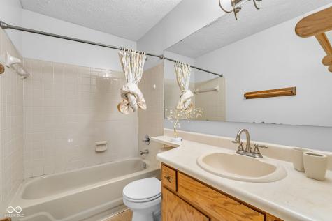 4408 Castlebay Way Indianapolis IN 46254