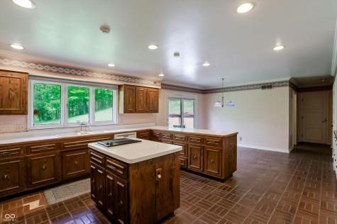 7922 Mill Pond Lane Indianapolis IN 46278