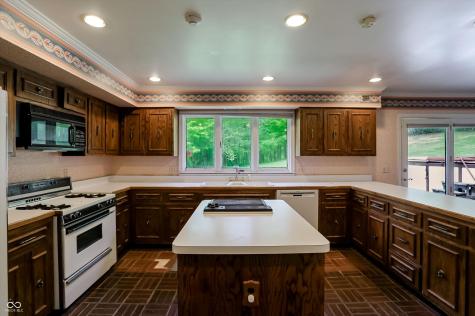 7922 Mill Pond Lane Indianapolis IN 46278