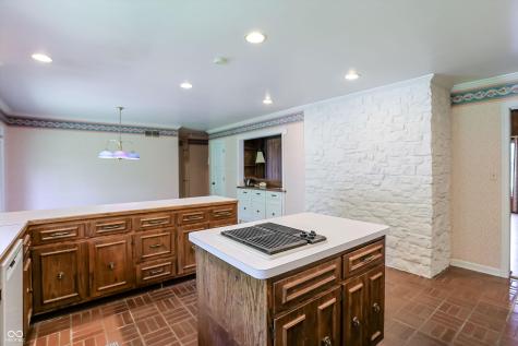 7922 Mill Pond Lane Indianapolis IN 46278