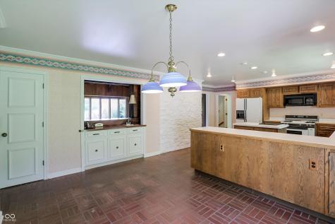 7922 Mill Pond Lane Indianapolis IN 46278