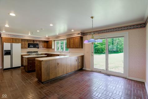 7922 Mill Pond Lane Indianapolis IN 46278