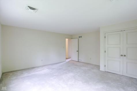 7922 Mill Pond Lane Indianapolis IN 46278