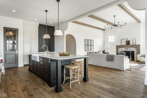 3528 Marketplace Court Zionsville IN 46077