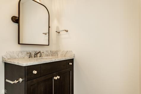 3528 Marketplace Court Zionsville IN 46077