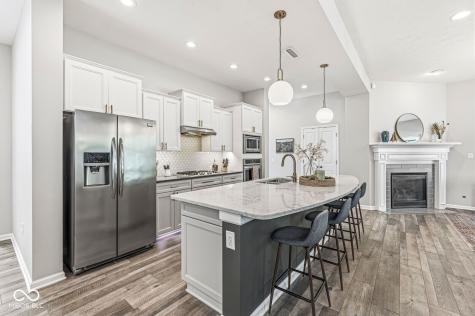 9102 Hawkins Road Indianapolis IN 46216