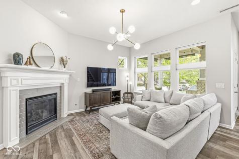 9102 Hawkins Road Indianapolis IN 46216