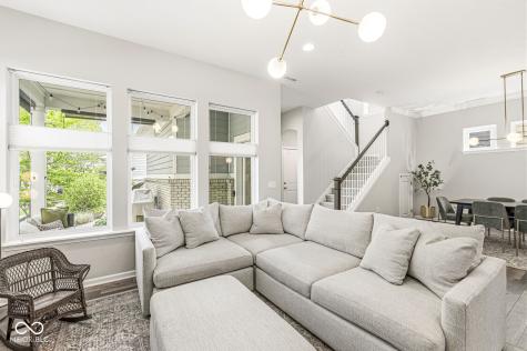 9102 Hawkins Road Indianapolis IN 46216
