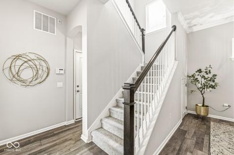 9102 Hawkins Road Indianapolis IN 46216