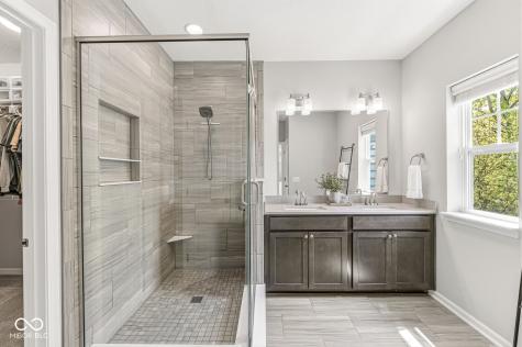 9102 Hawkins Road Indianapolis IN 46216