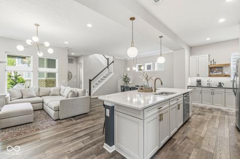 9102 Hawkins Road Indianapolis IN 46216