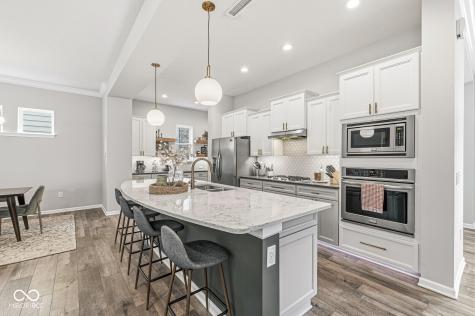 9102 Hawkins Road Indianapolis IN 46216