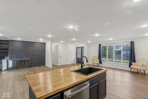 3215 Kenilworth Drive Indianapolis IN 46228