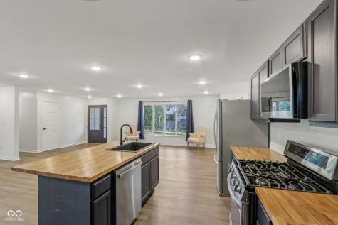 3215 Kenilworth Drive Indianapolis IN 46228