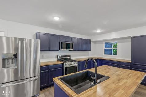 3215 Kenilworth Drive Indianapolis IN 46228