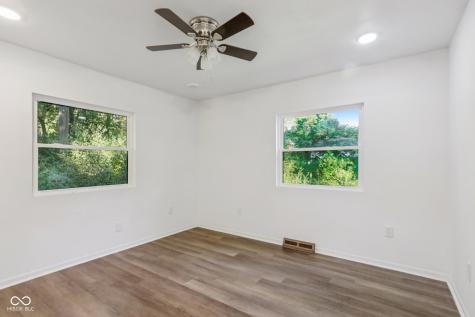 3215 Kenilworth Drive Indianapolis IN 46228