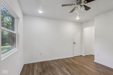 3215 Kenilworth Drive Indianapolis IN 46228