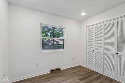 3215 Kenilworth Drive Indianapolis IN 46228