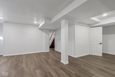 3215 Kenilworth Drive Indianapolis IN 46228