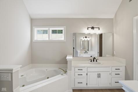7160 Koldyke Drive Fishers IN 46038