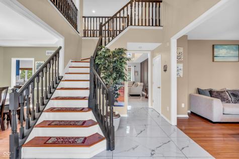 6374 Timberbluff Circle Avon IN 46123