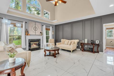6374 Timberbluff Circle Avon IN 46123