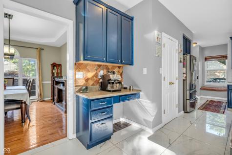 6374 Timberbluff Circle Avon IN 46123