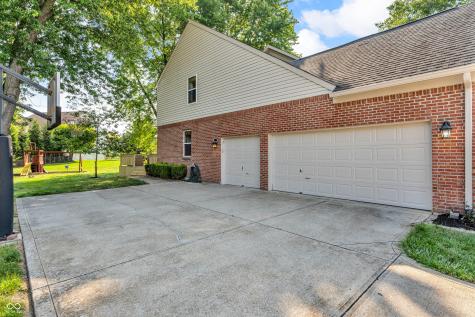 6374 Timberbluff Circle Avon IN 46123