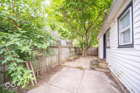442 St Paul Street Indianapolis IN 46201