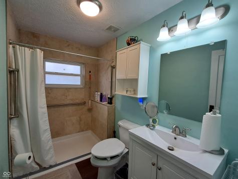 617 E 37th Street Indianapolis IN 46205