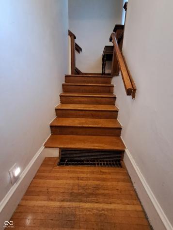 617 E 37th Street Indianapolis IN 46205