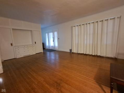 617 E 37th Street Indianapolis IN 46205