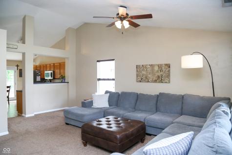 14 Daniel Circle Brownsburg IN 46112
