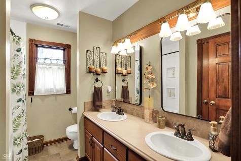 510 Mill Farm Road Noblesville IN 46062