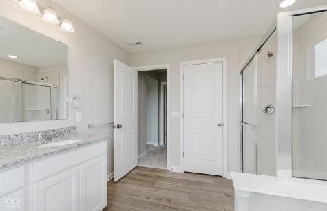 9439 Jackson Way Avon IN 46123