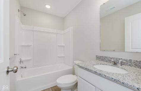 9439 Jackson Way Avon IN 46123