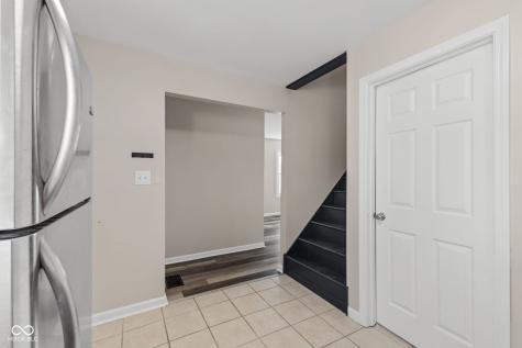 237 N 8th Avenue Beech Grove IN 46107