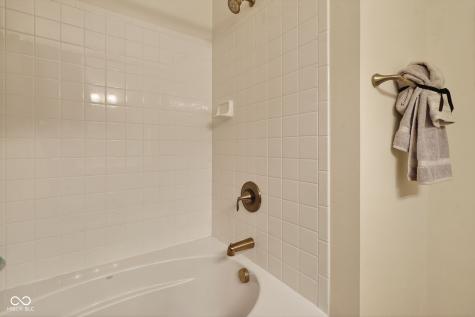 4056 Ballybay Lane Indianapolis IN 46239