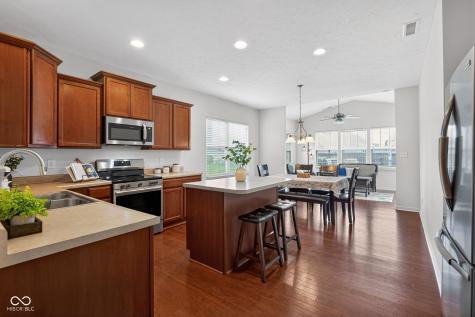 4056 Ballybay Lane Indianapolis IN 46239