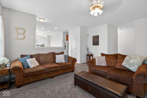 4056 Ballybay Lane Indianapolis IN 46239