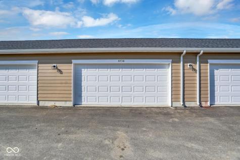 8538 Goldfinch Road Brownsburg IN 46112