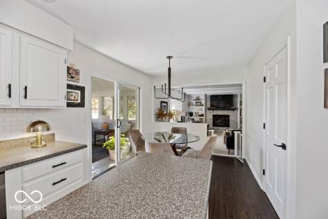 13815 Roswell Drive Carmel IN 46032